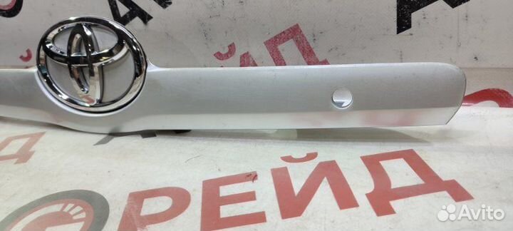 Накладка на багажник Toyota Camry ACV40 2AZ-FE