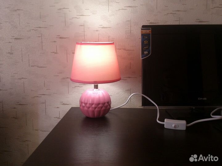 Лампа настольная