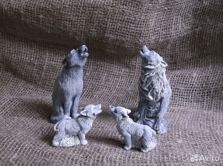 Волки фигурки из камня подарок набор