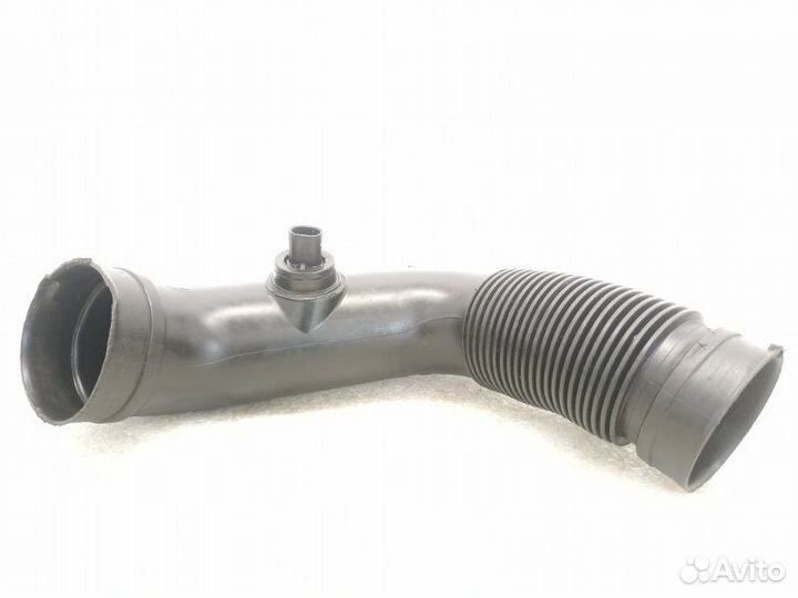 Патрубок воздушного фильтра Opel Zafira A05 1.8