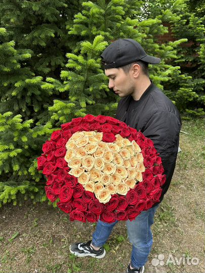 Букет 101 роза. Цветы с доставкой. Композиции