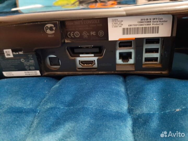 Xbox 360 с дисками