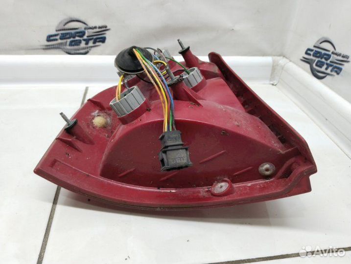 Фонарь задний правый Лада Калина седан 21114