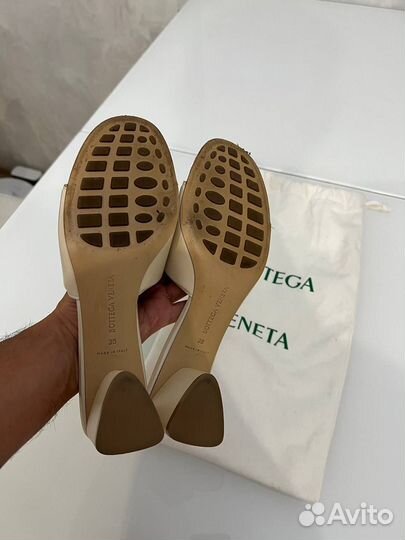 Сабо Bottega Veneta