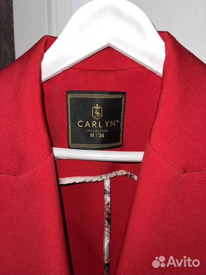 Красный пиджак