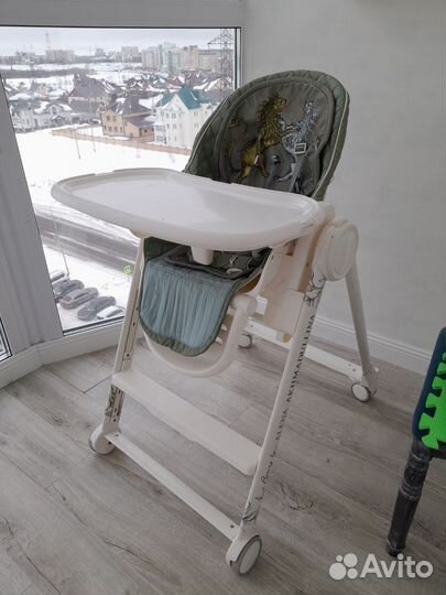 Стульчик для кормления berny
