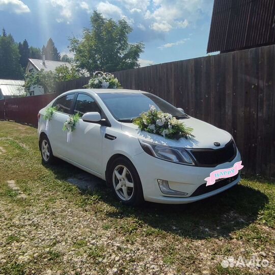 Свадебные украшения на машину