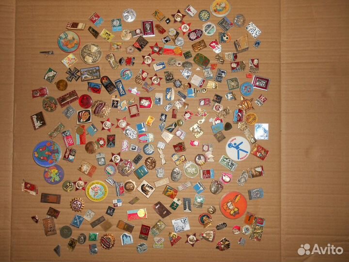 Значки СССР ломаные без заколок