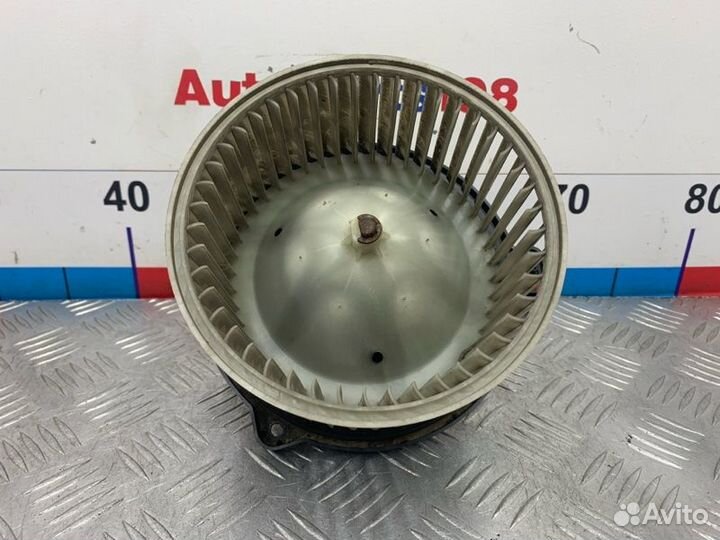 Моторчик печки Toyota Carina E AT190 4AFE 1993