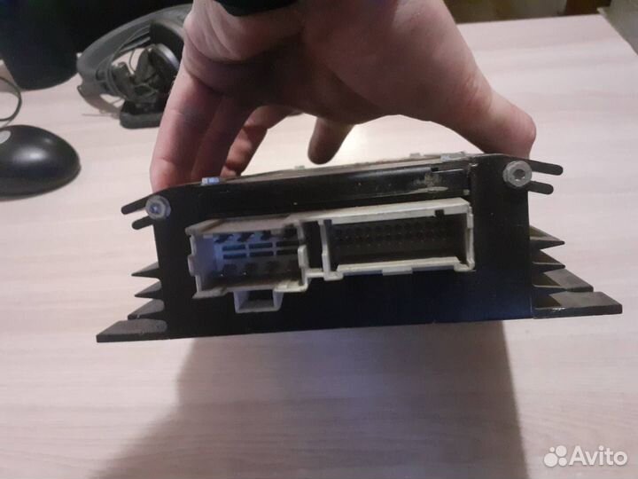 Усилитель магнитолы Hyundai Santa Fe 1