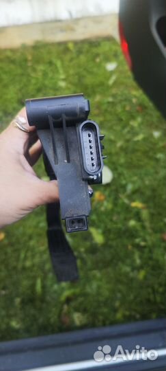 Педаль газа