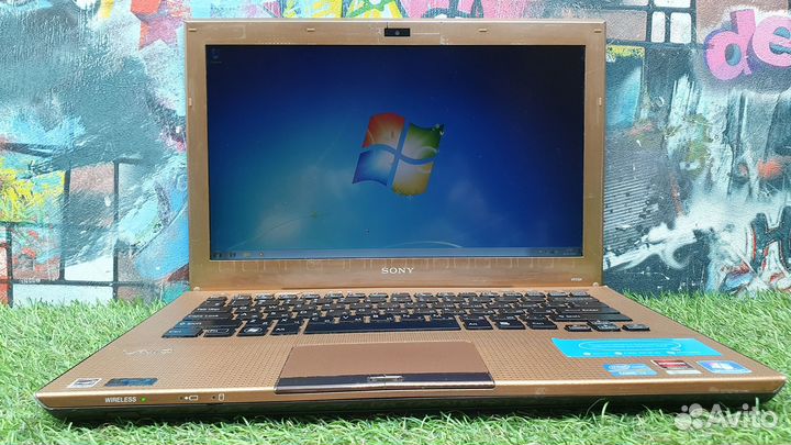 Ультрабук Sony i7/8 Gb
