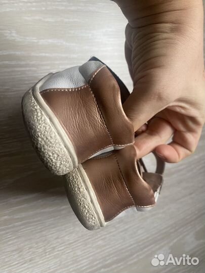 Кроссовки для девочки tipsitoes