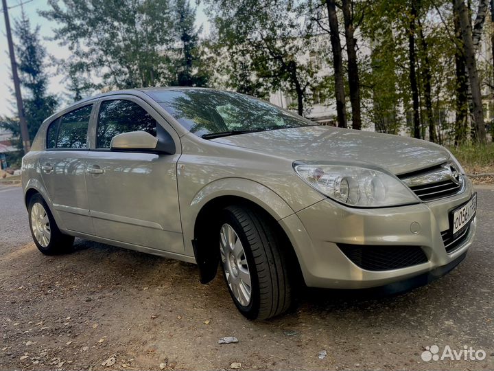 Opel Astra 1.8 AT, 2008, 188 000 км