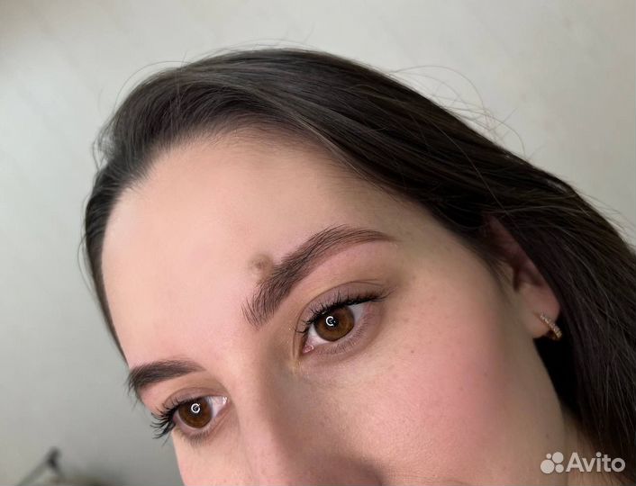 Мастер бровист