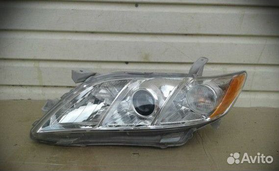 Toyota Camry V40 Фара передняя левая ксенон