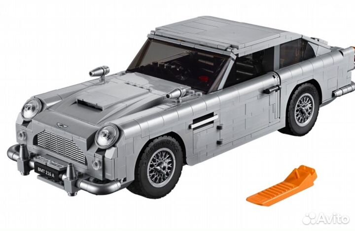 Лего James Bond Aston Martin DB5