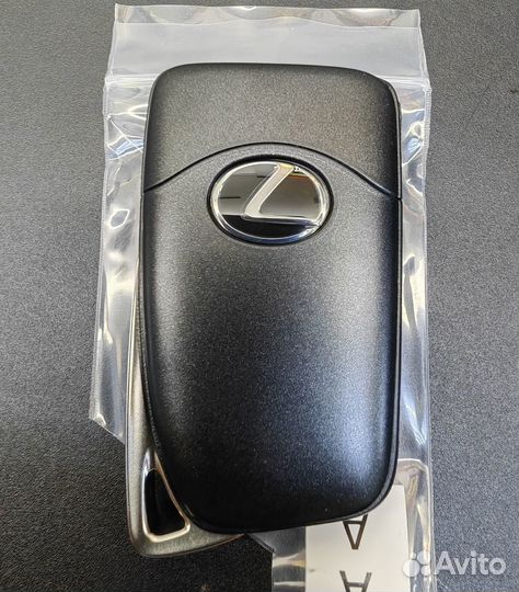 Смарт ключ Лексус NX200,300H,LX450,LX570 c работой