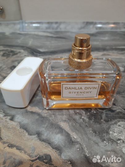 Givenchy dahlia divin