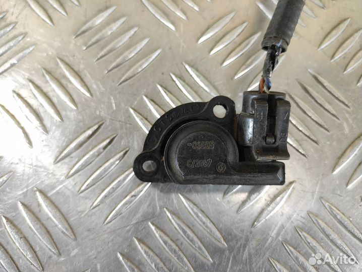Датчик положения дроссельной заслонки Chevrolet La