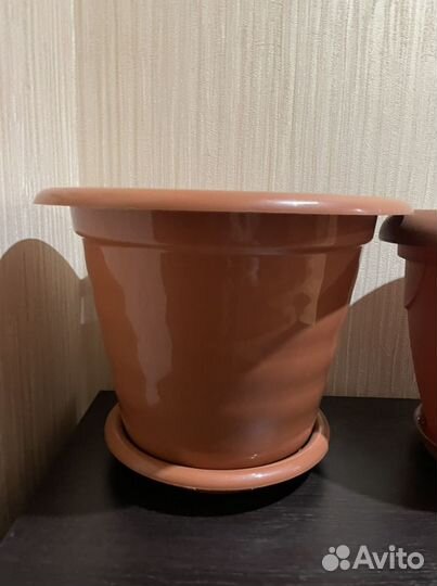 Кашпо горшок для цветов