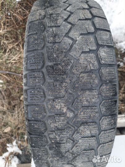 Yokohama F700 225/60 R16 98Q