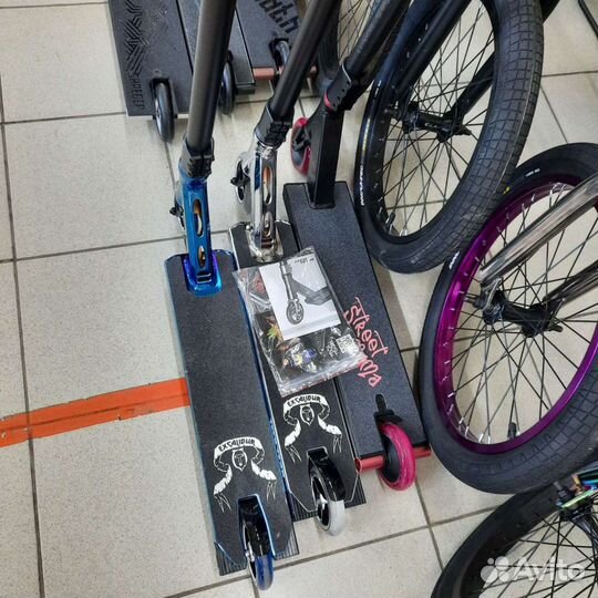 Трюковые самокаты в наличии. Велосипеды бмх