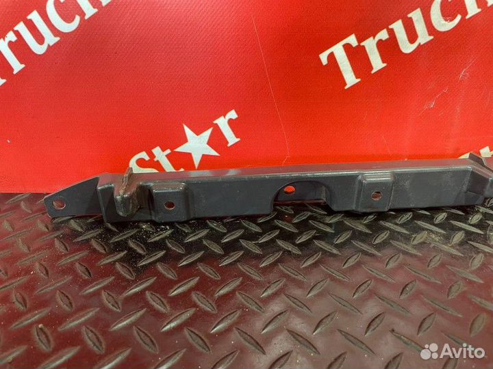 Накладка корпуса подножек левая Volvo FH