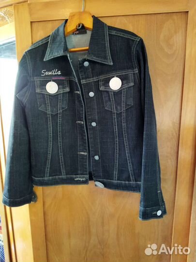 Джинсовая куртка