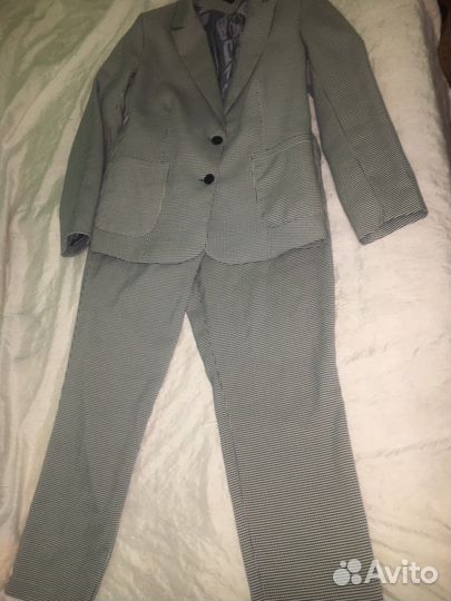 Брючный костюм женский 44