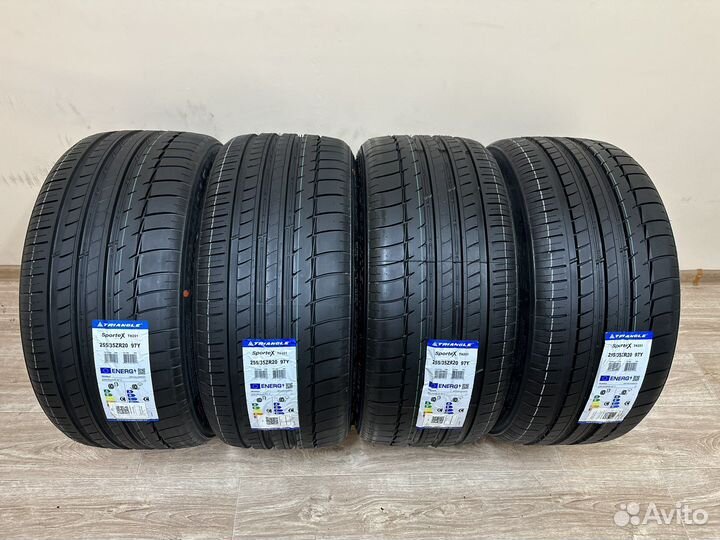 Triangle Sports TH201 255/35 R20 97Y