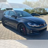 Volkswagen Golf GTI 2.0 AMT, 2020, 32 000 км, с пробегом, цена 2 350 000 руб.