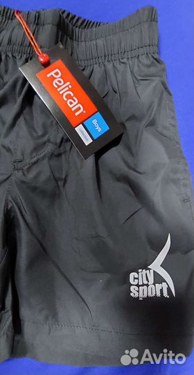 Шорты купальные Pelican на 7 лет новые