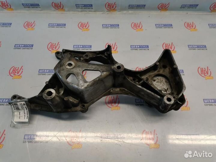 Кронштейн насоса гур Cadillac Fleetwood