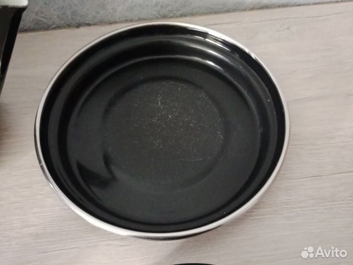 Набор из стали: масленка чайник сахарница