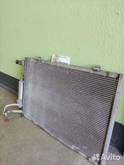 Радиатор кондиционера Ford fiestaакпп 2008-2012мк6