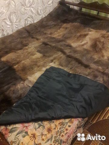 Пледы и покрывало