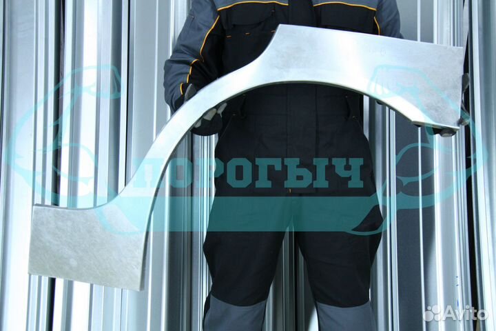 Ремонтная арка Nissan Cefiro A33 левая