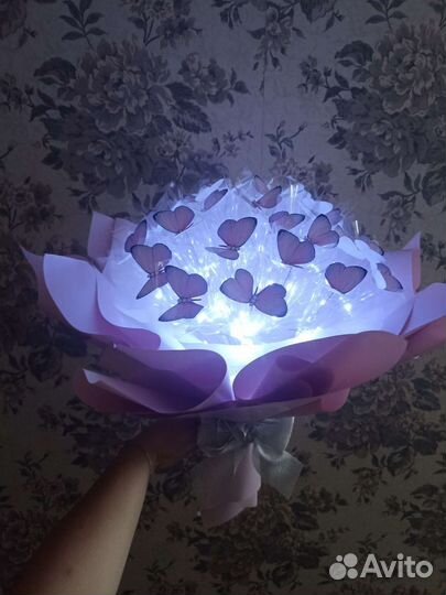 Светящийся Букет из бабочек