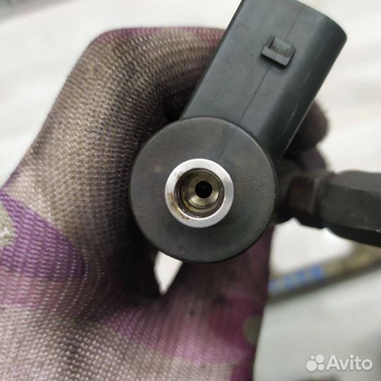 Топливная форсунка Mercedes Om612