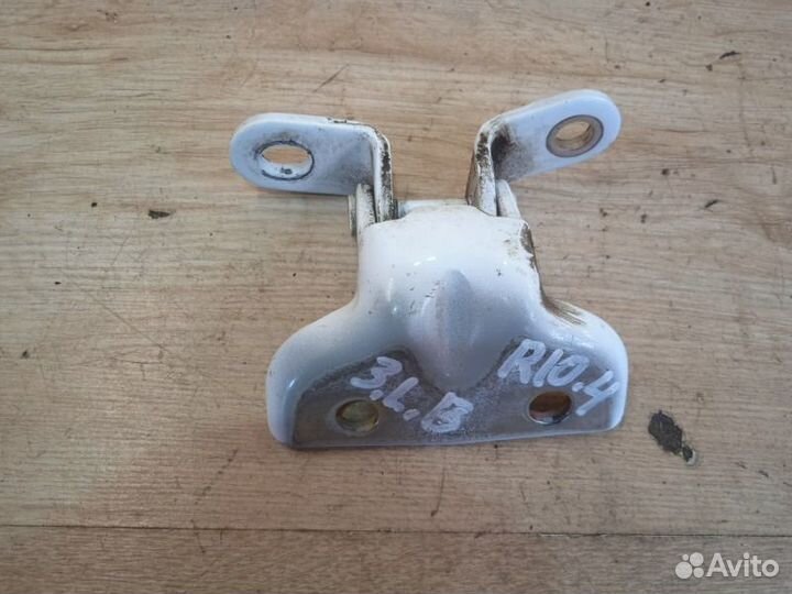 Петля двери задняя левая Kia Rio 4 седан 1.6 2019