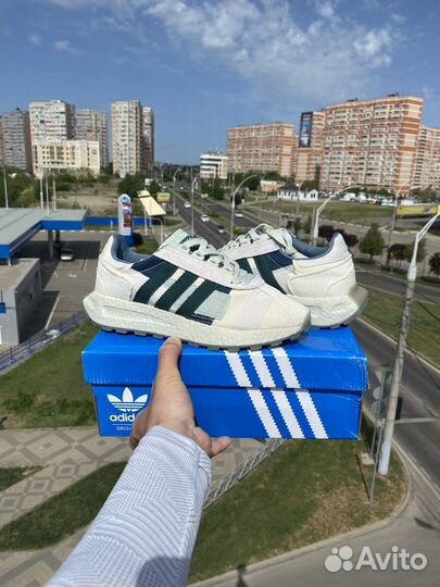 Кроссовки Adidas Retropy E5