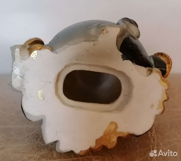 Фигурка бычок