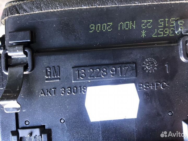 Воздуховод панели боковой левый opel astra H