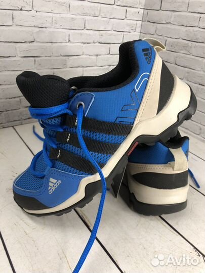 Кроссовки Adidas AX2 K