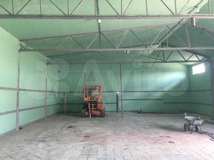 Склад, 300 м²
