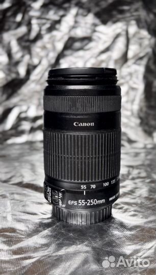 Объектив Canon EF-S 55-250mm 1:4-5.6 IS II