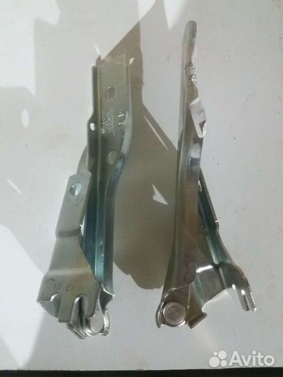 Петли капота VW Polo