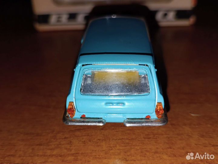 Волга газ 24-02 СССР редкие цвет