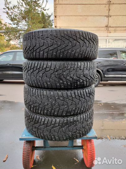 Hankook Winter I'Pike RS2 W429 215/65 R16 102T